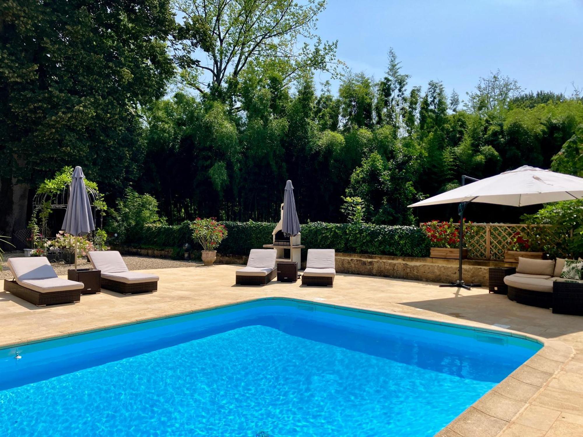 Le Petit Chateau - Adults Only Property Le Bugue Kültér fotó